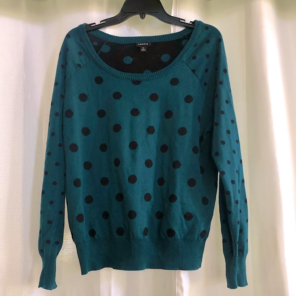 Torrid Teal polka-dot sweater reversible sleeves